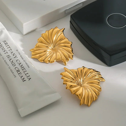 [Raffine]Rafaela Sculpted Petal Gold Earrings