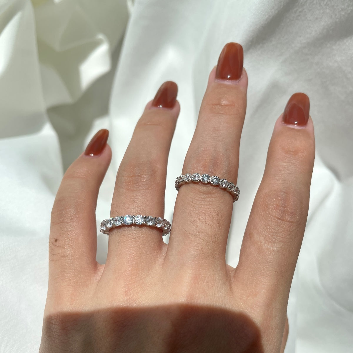 [Raffine] Anillo de tenis de corte redondo brillante
