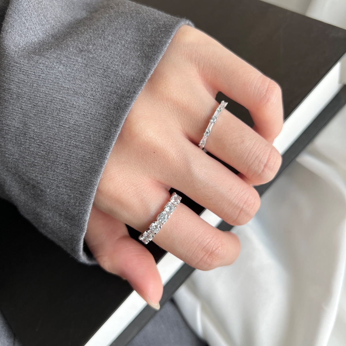 [Raffine] Anillo de tenis Eternity de corte redondo