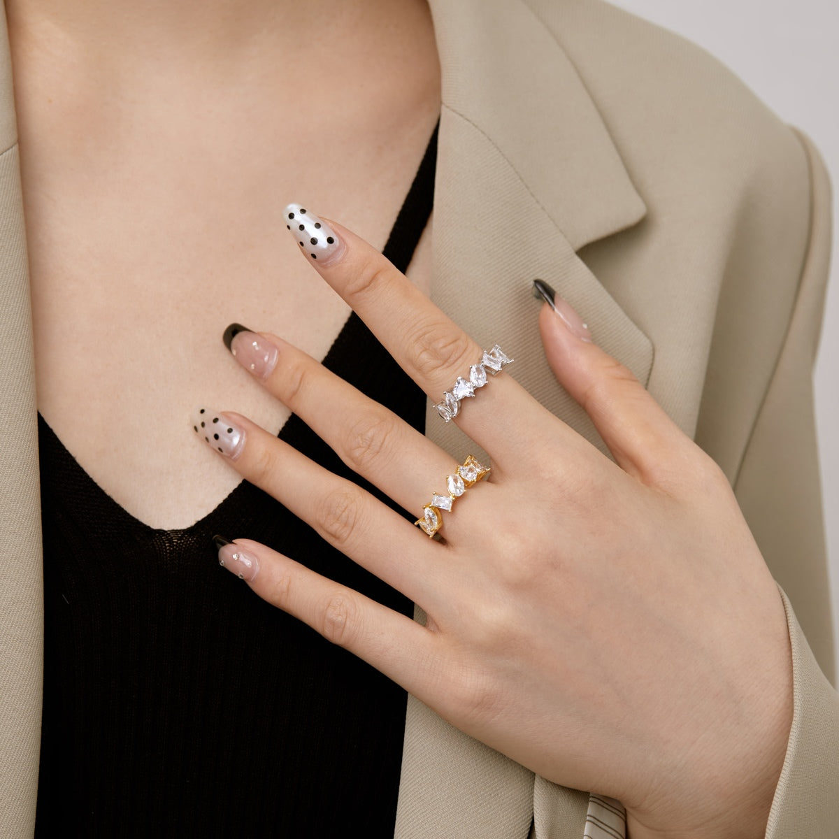[Raffine] Anillo delicado de múltiples cortes