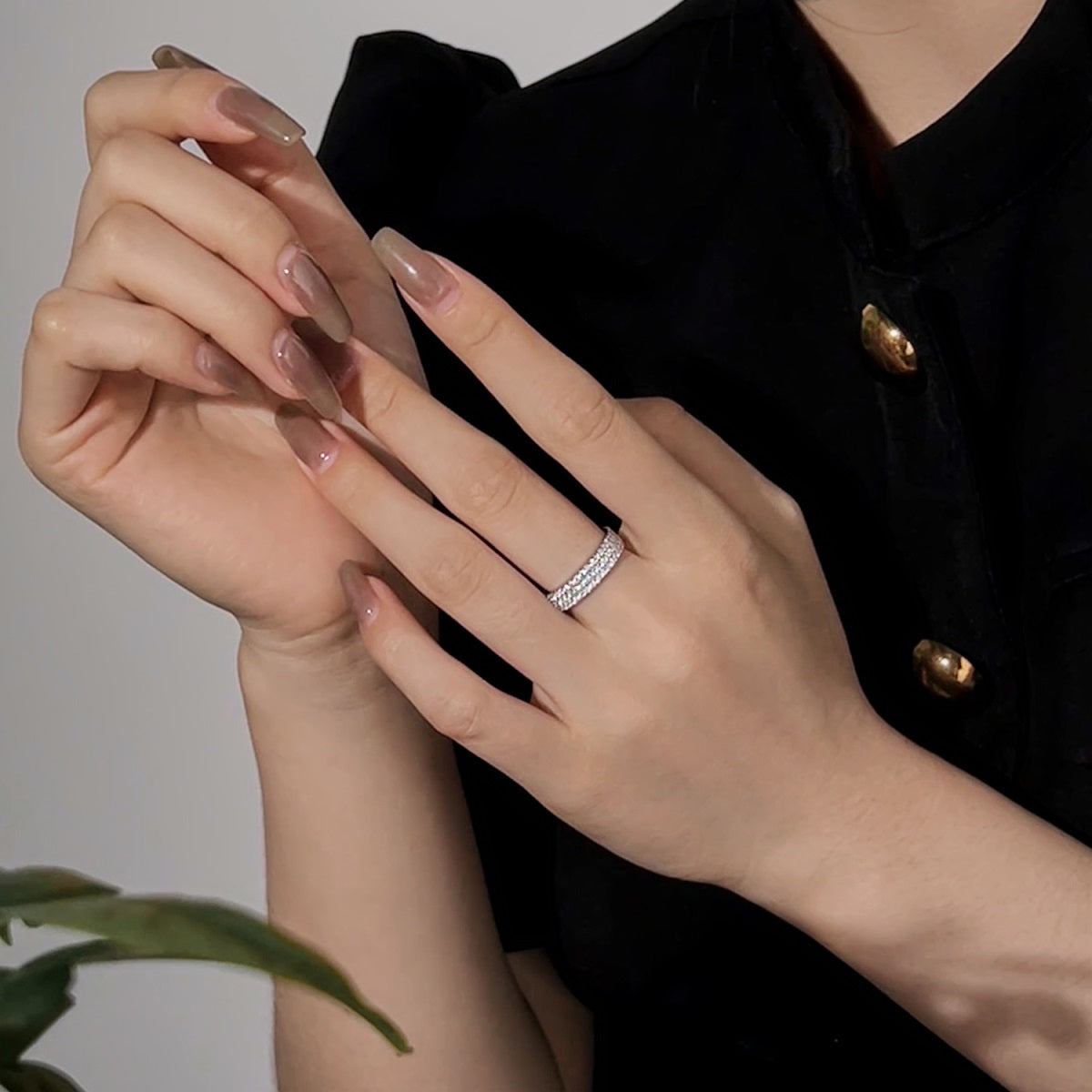 [Raffine] Anillo de tenis de corte redondo delicado