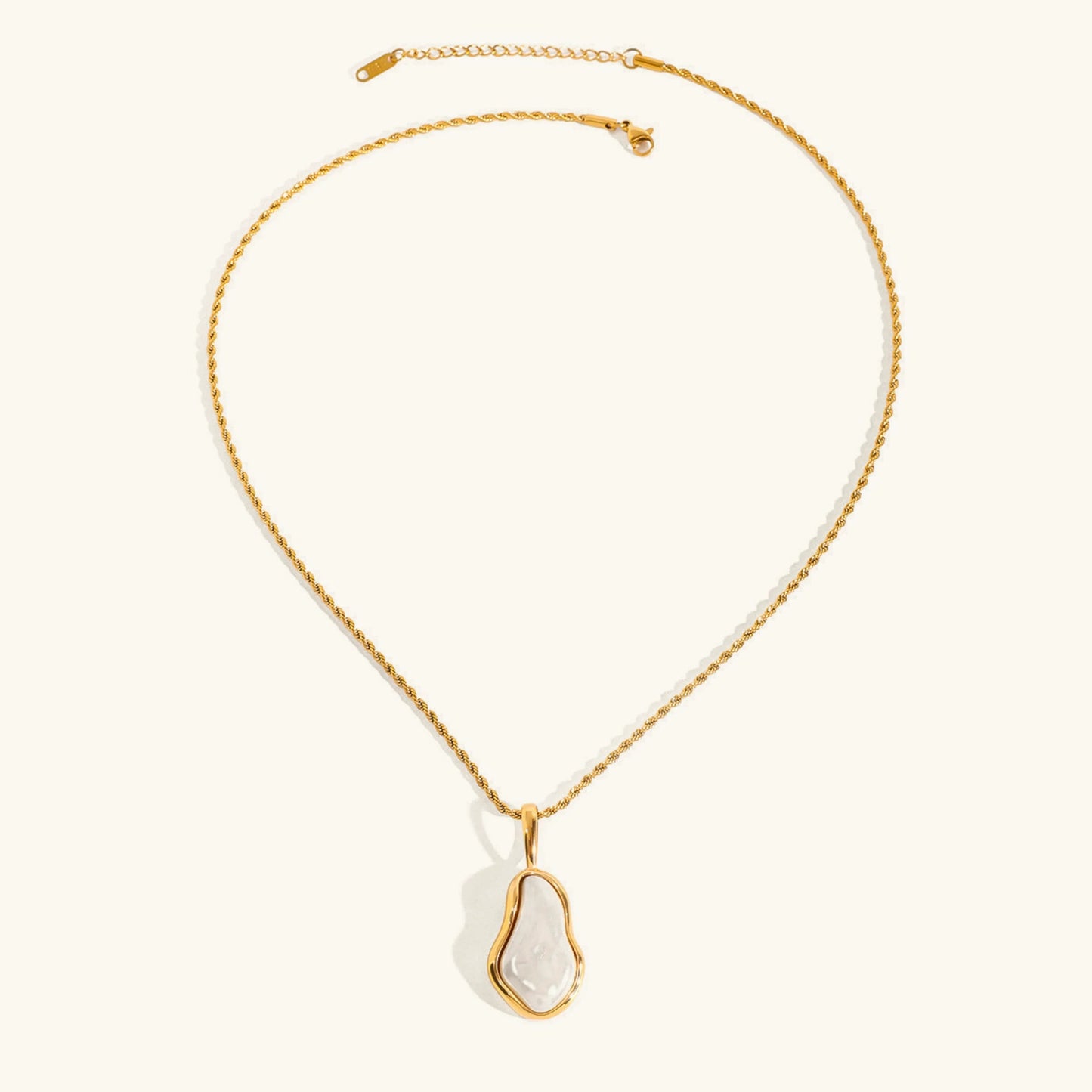 [Raffine]Marjorie Freshwater Pearl Necklace