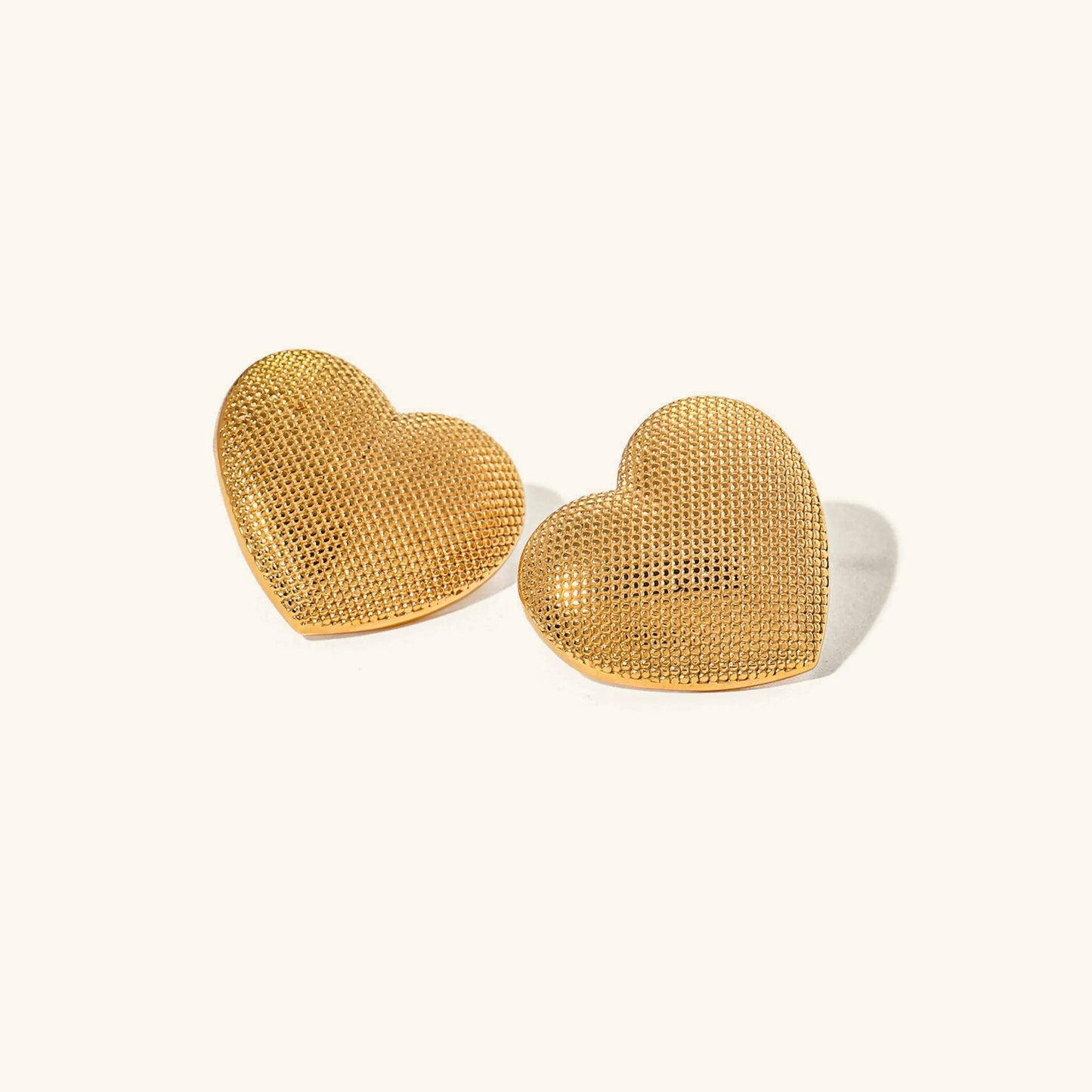 [Raffine]Cecelia Textured Heart Earrings