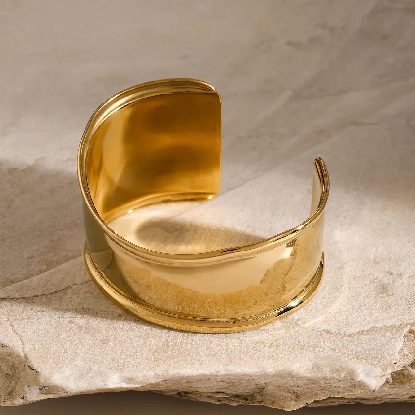 [Raffine]Nellie Smooth Gold Cuff
