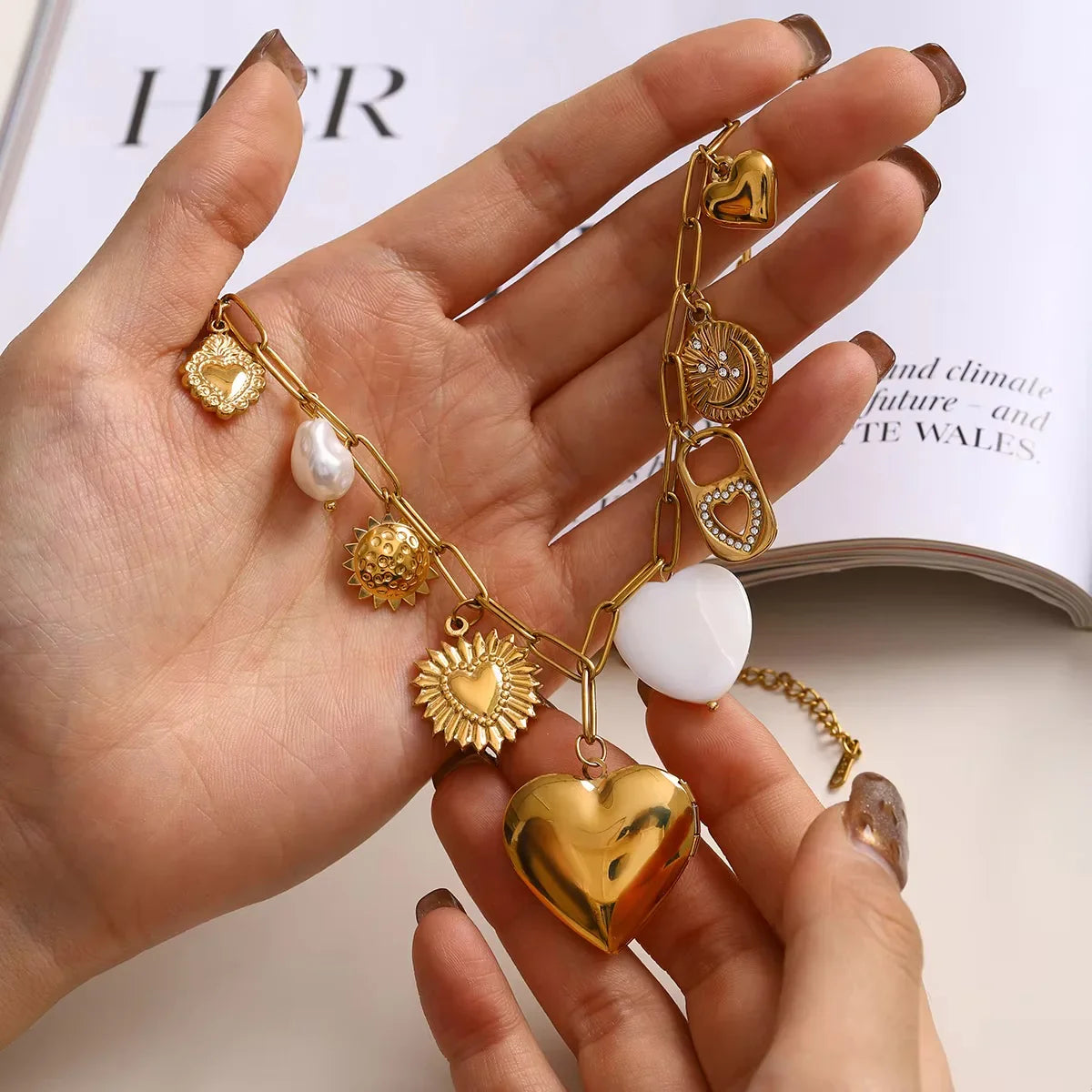 [Raffine]Lianne Gold Heart Locket