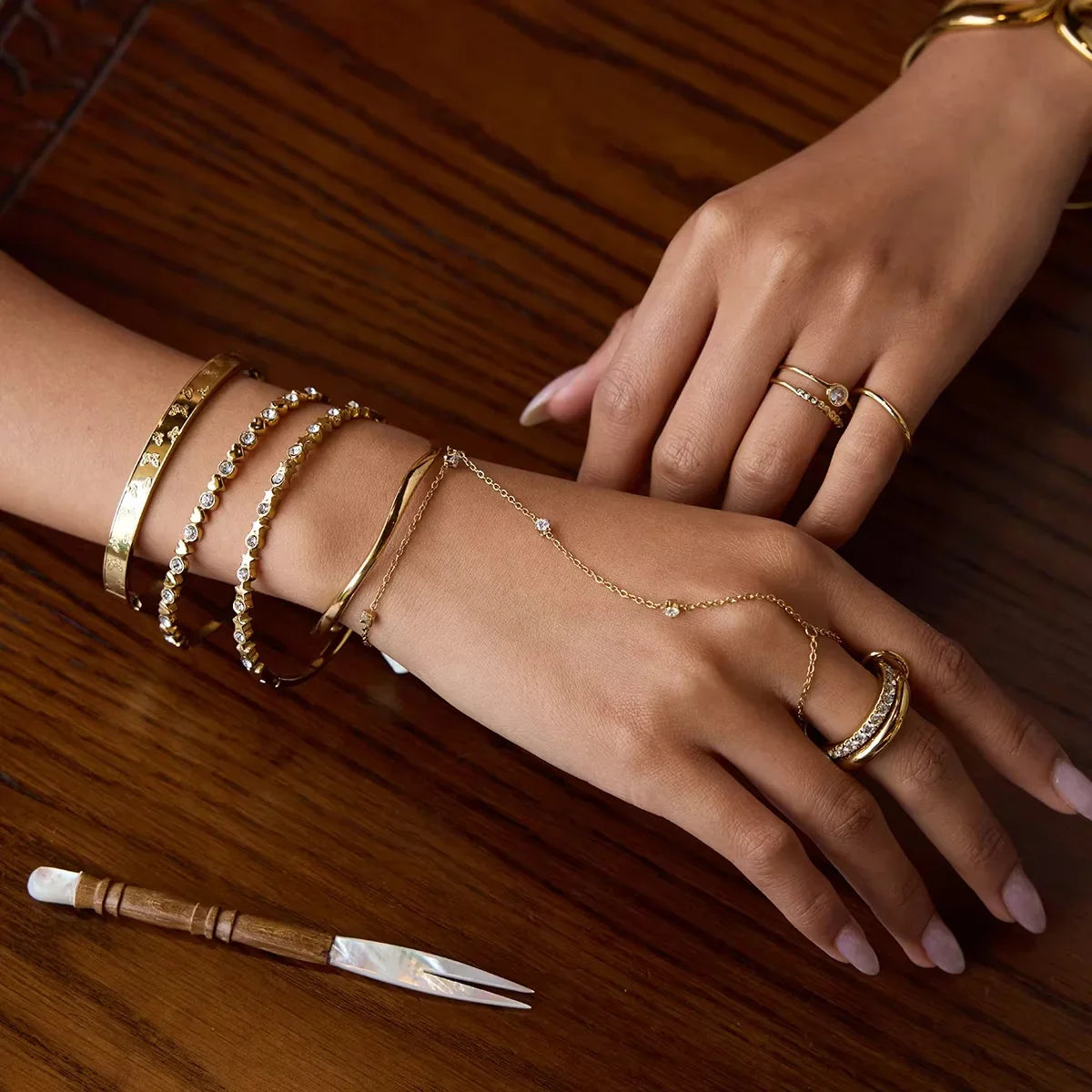 [Raffine]Cressida Diamond Hand Chain