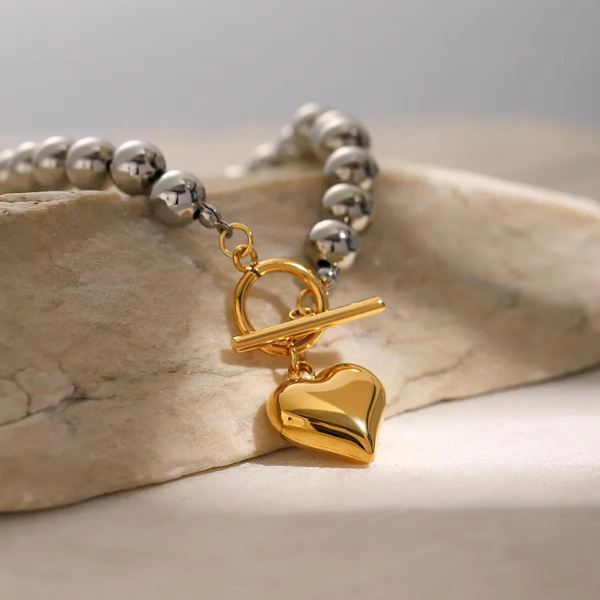 [Raffine]Alicia Chunky Bead Heart Bracelet