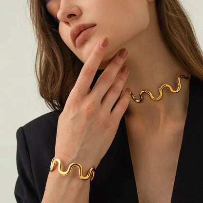 [Raffine]Senna Twisted Gold Bangle
