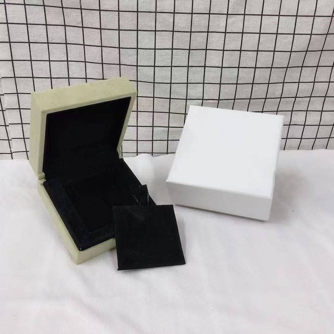 [Raffine]VA CLOVER BOX GIFT BAG