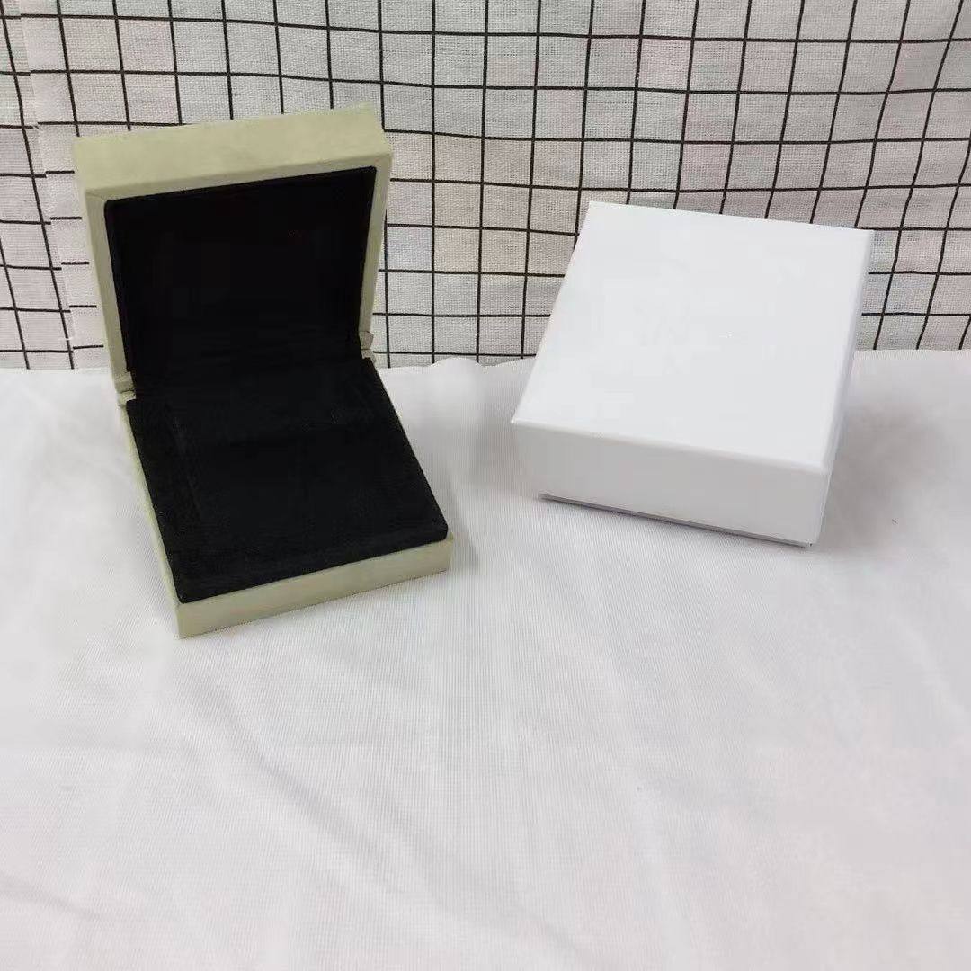 [Raffine]VA CLOVER BOX GIFT BAG