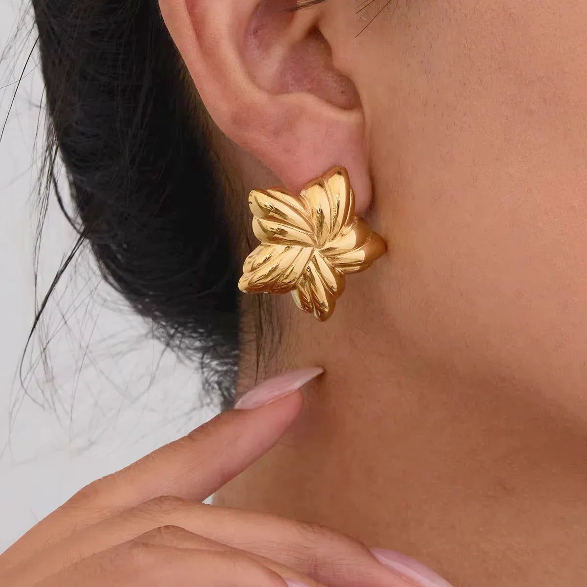 [Raffine]Thymes Gold Star Earrings