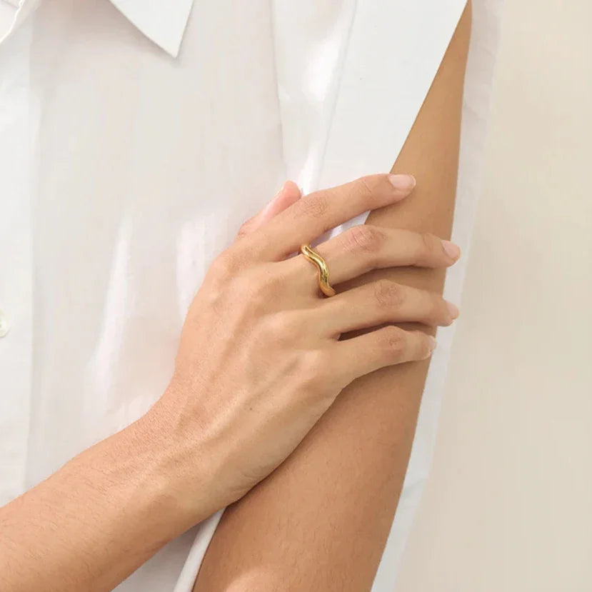[Raffine]Lunaria Gold Wave Ring