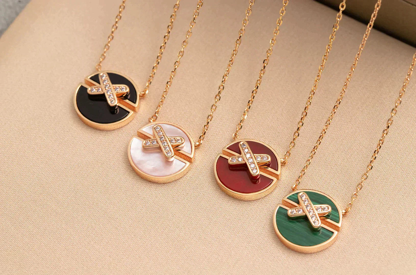 [Raffine]JEUX DE ROSE GOLD DIAMOND NECKLACE