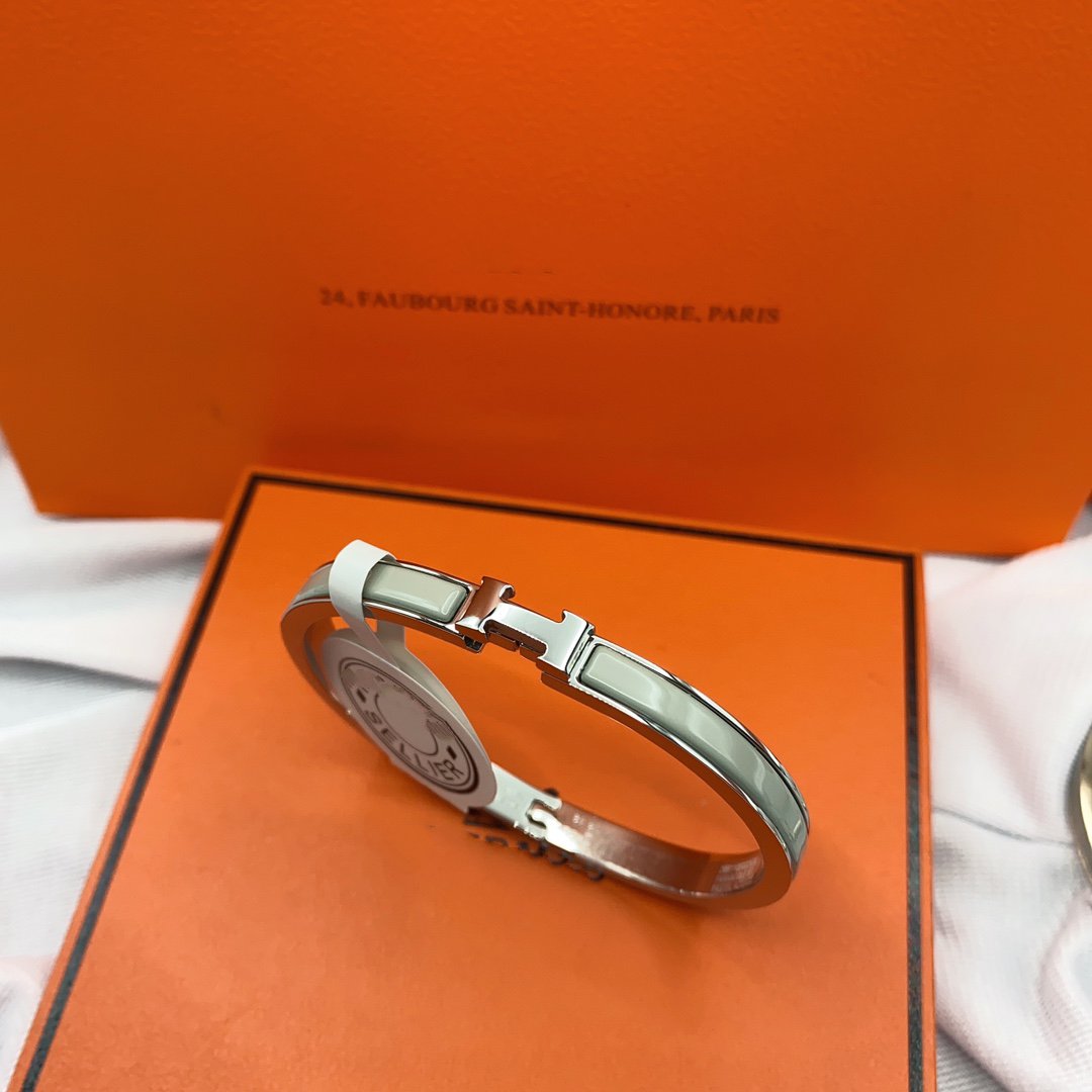 [Raffine]CLASSIC HM CLIC GREEN 8MM ENAMEL BRACELET