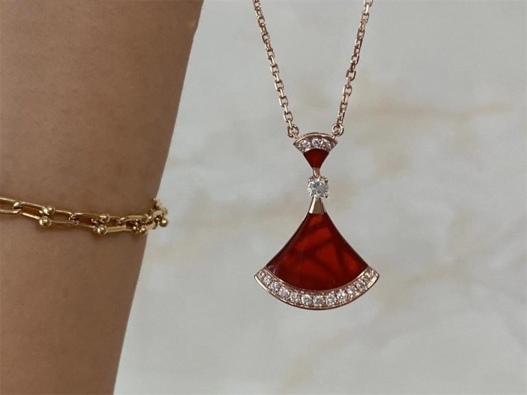 [Raffine] COLLAR DE ENSUEÑO CORNALINA DIAMANTE