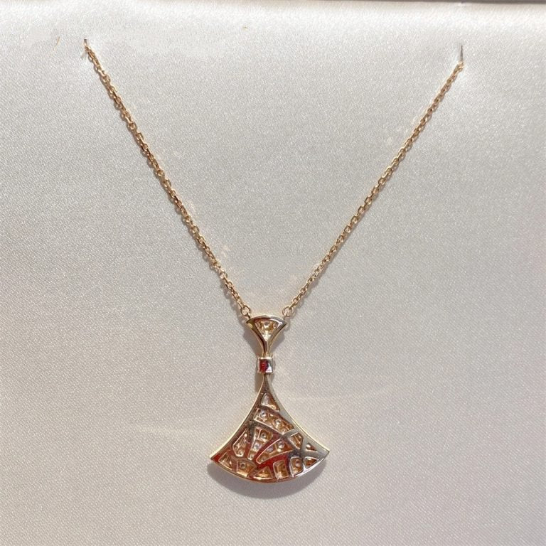 [Raffine] COLLAR DE ENSUEÑO EN ORO ROSA CON DIAMANTES