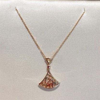 [Raffine] COLLAR DE ENSUEÑO EN ORO ROSA CON DIAMANTES
