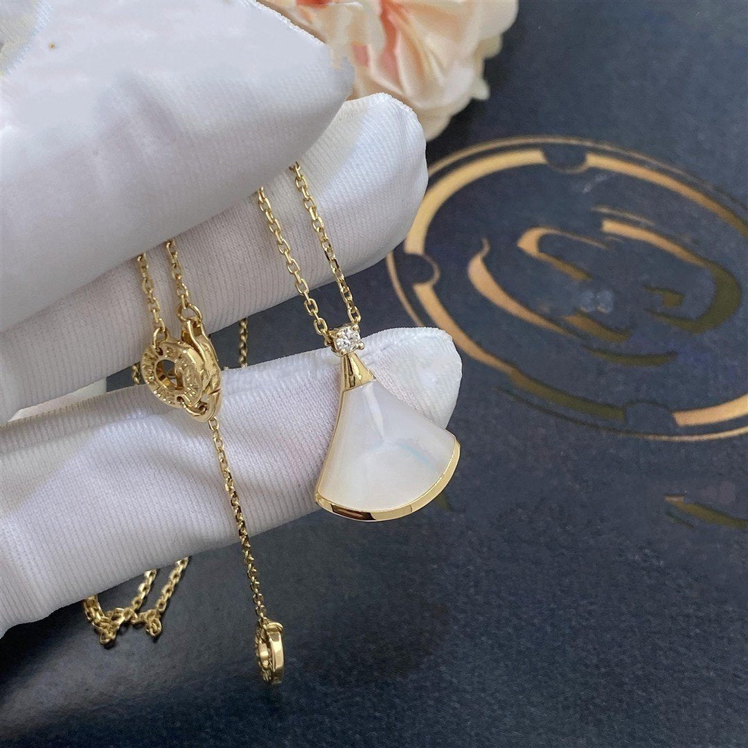 [Raffine]DREAM NECKLACE WHITE MOP GOLD 1 DIAMOND