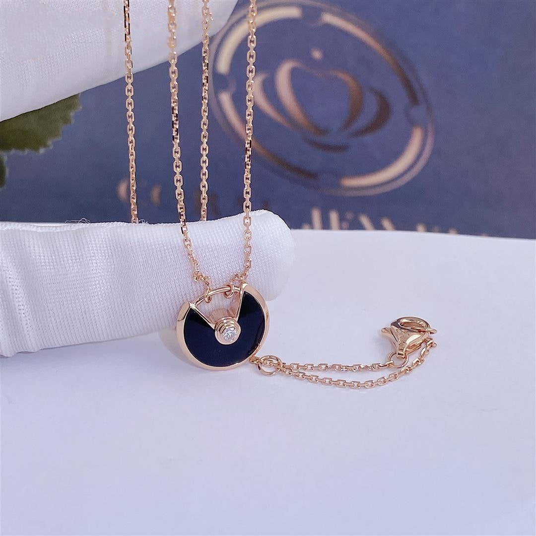 [Raffine] COLLAR AMULETTE DE ÓNIX EN ORO ROSA