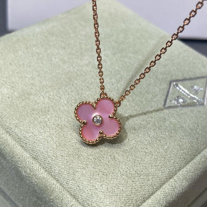 [Raffine] COLLAR DE TRÉBOL CON DIAMANTES ROSA DE 15 MM