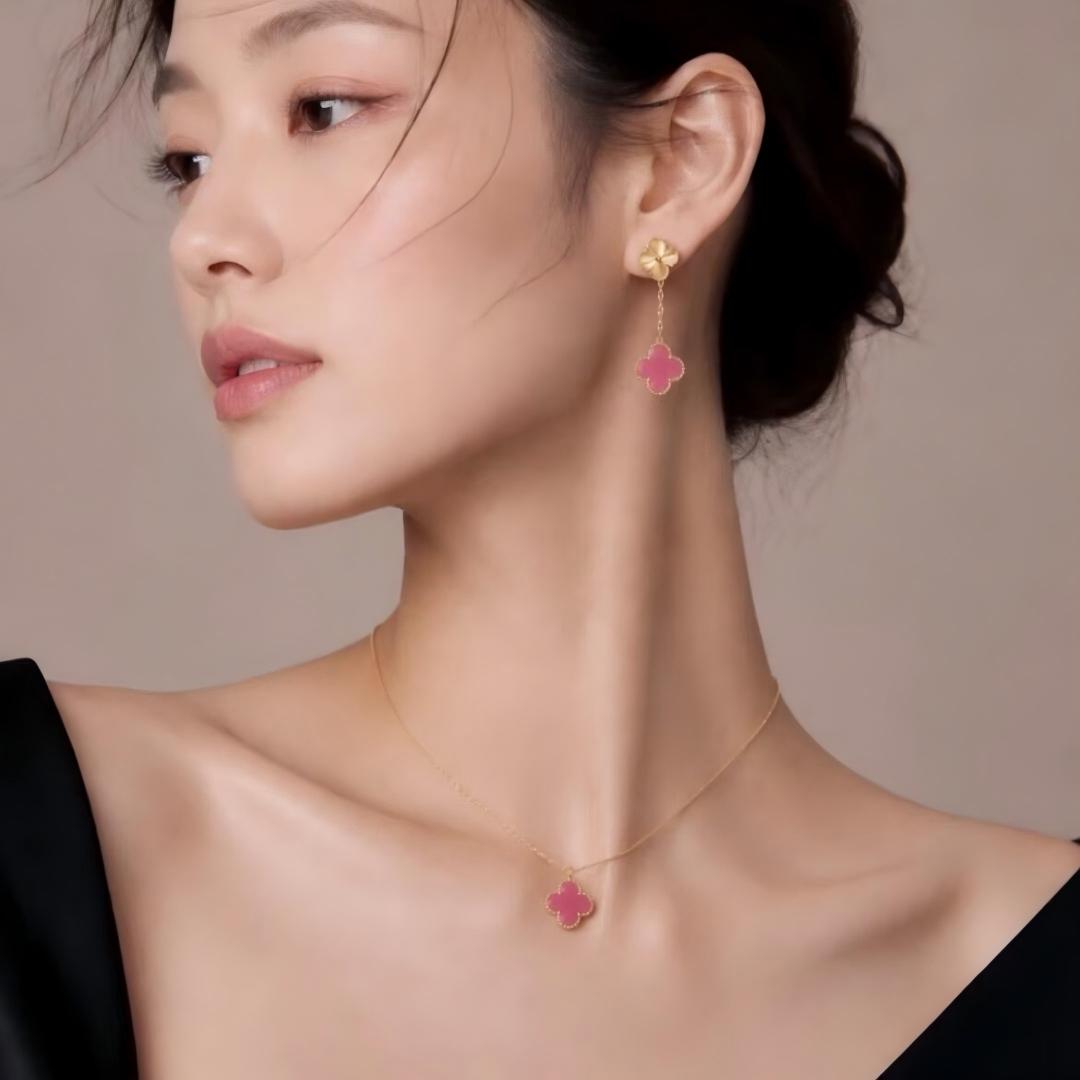 [Raffine] NEW CLOVER 15MM PINK ENAMEL NECKLACE