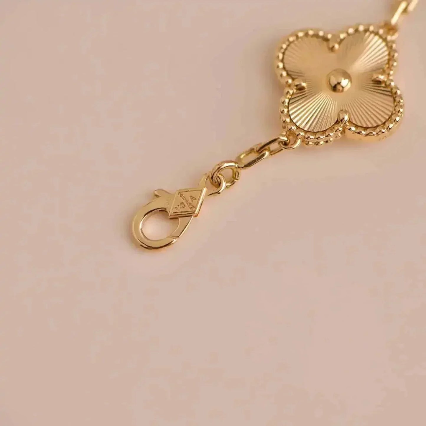 [Raffine]CLOVER 5 FLOWERS LASER BRACELET