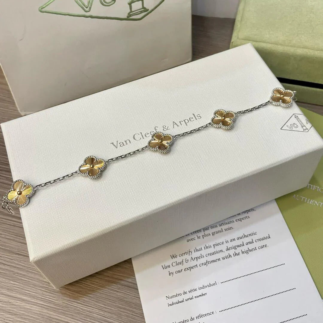 [Raffine] مجموعة سوار CLOVER 5 MOTIF LASER