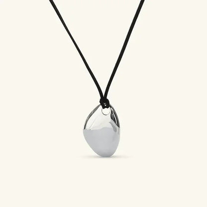 [Raffine]Vionna Gold Pebble Pendant