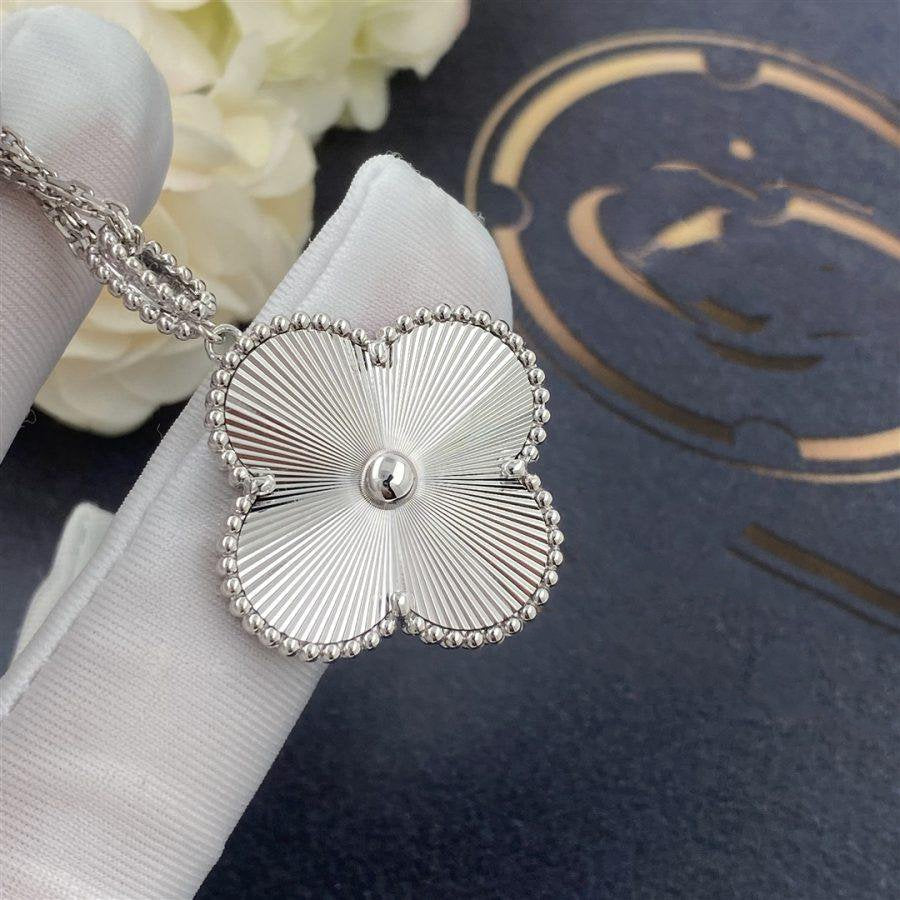 [Raffine] COLLAR DE TRÉBOL GRANDE DE PLATA DE 25 MM