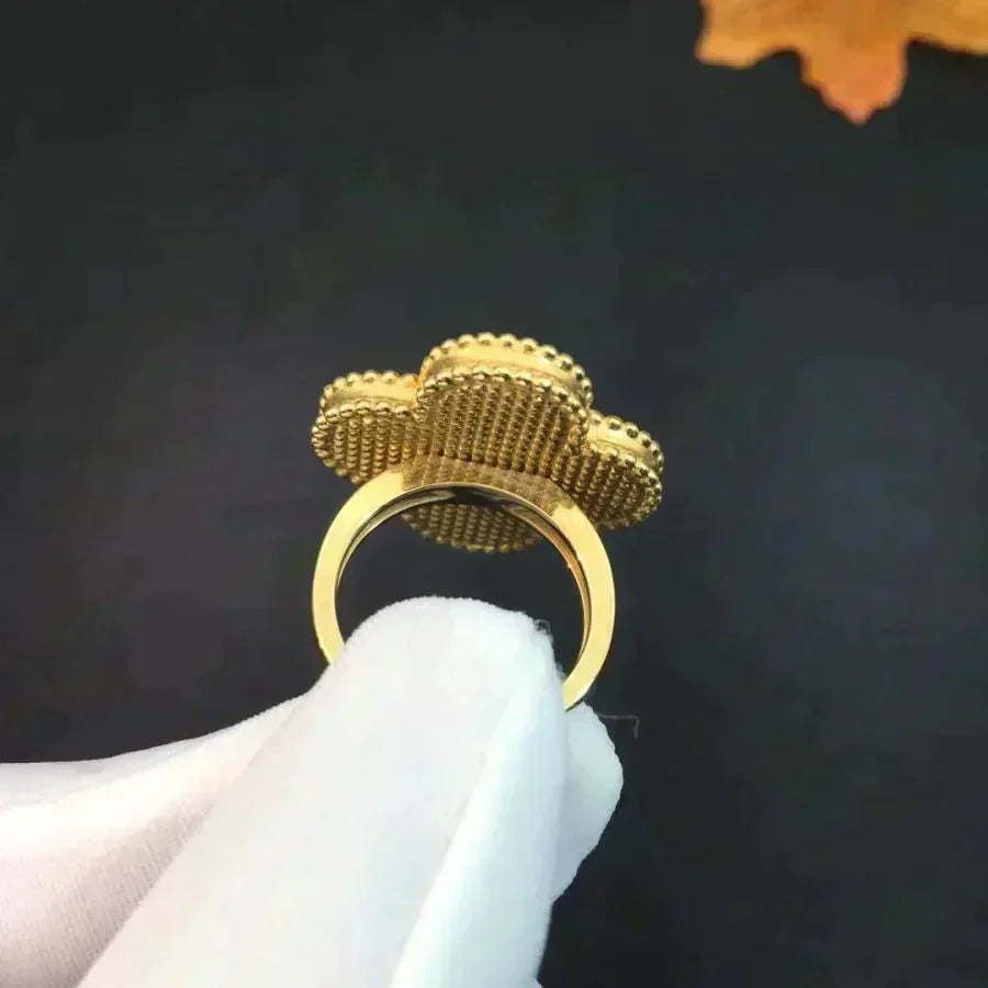 [Raffine] ANILLO DE MALAQUITA CON TRÉBOL