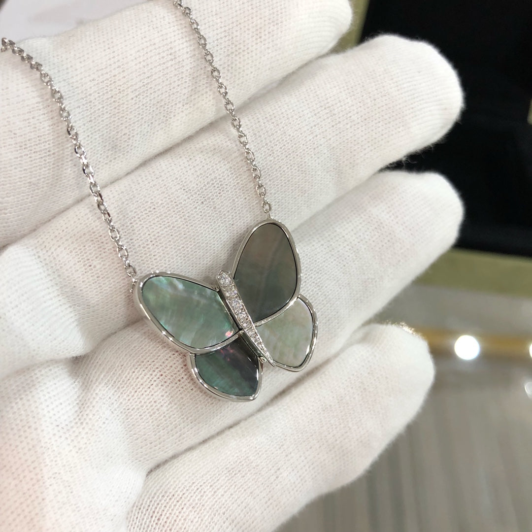 [Raffine] COLLAR GRANDE DE MARIPOSA CON DIAMANTE EN PLATA