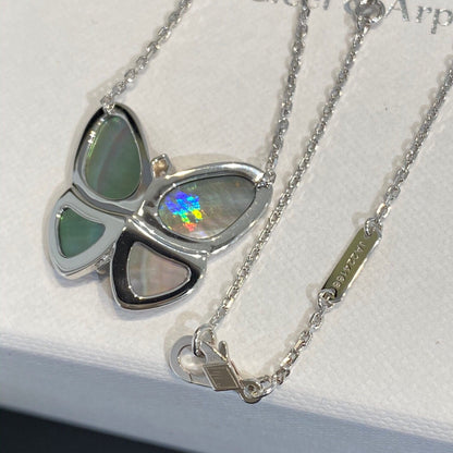 [Raffine] COLLAR GRANDE DE MARIPOSA CON DIAMANTE EN PLATA