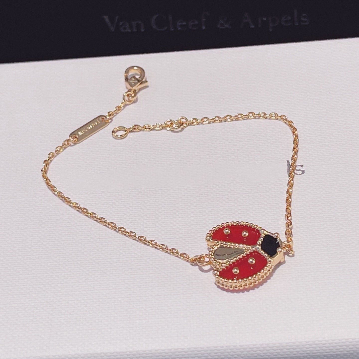 [Raffine]LUCKY SPRING 1 MOTIF PINK GOLD BRACELET