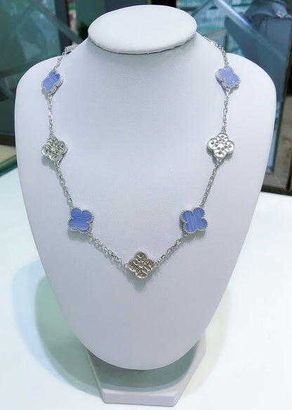 [Raffine] COLLAR DE PLATA CON 10 MOTIVOS DE TRÉBOL, CALCEDONIA Y DIAMANTES