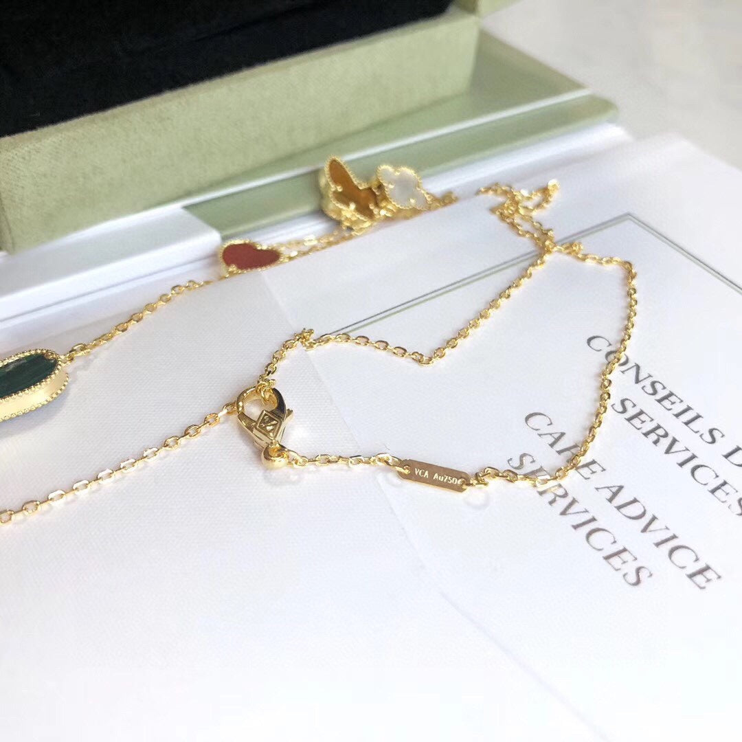 [Raffine] COLLAR DE ORO ROSA CON 4 MOTIVOS LUCKY SPRING