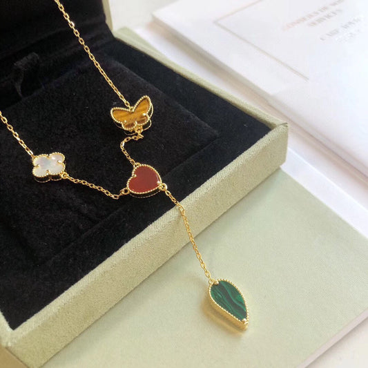 [Raffine] COLLAR DE ORO ROSA CON 4 MOTIVOS LUCKY SPRING
