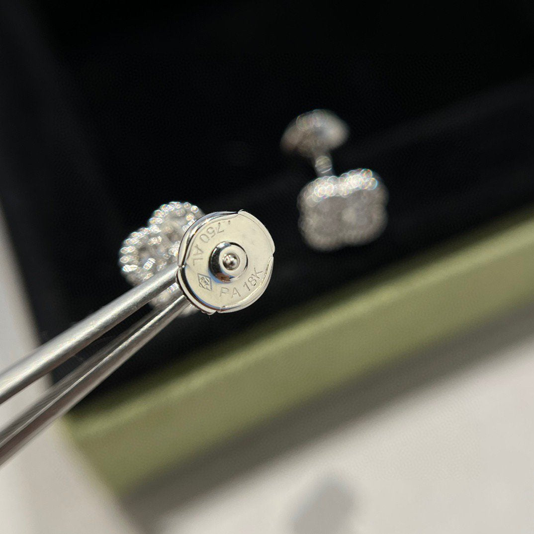 [Raffine]CLOVER MINI DIAMOND STUD EARRINGS